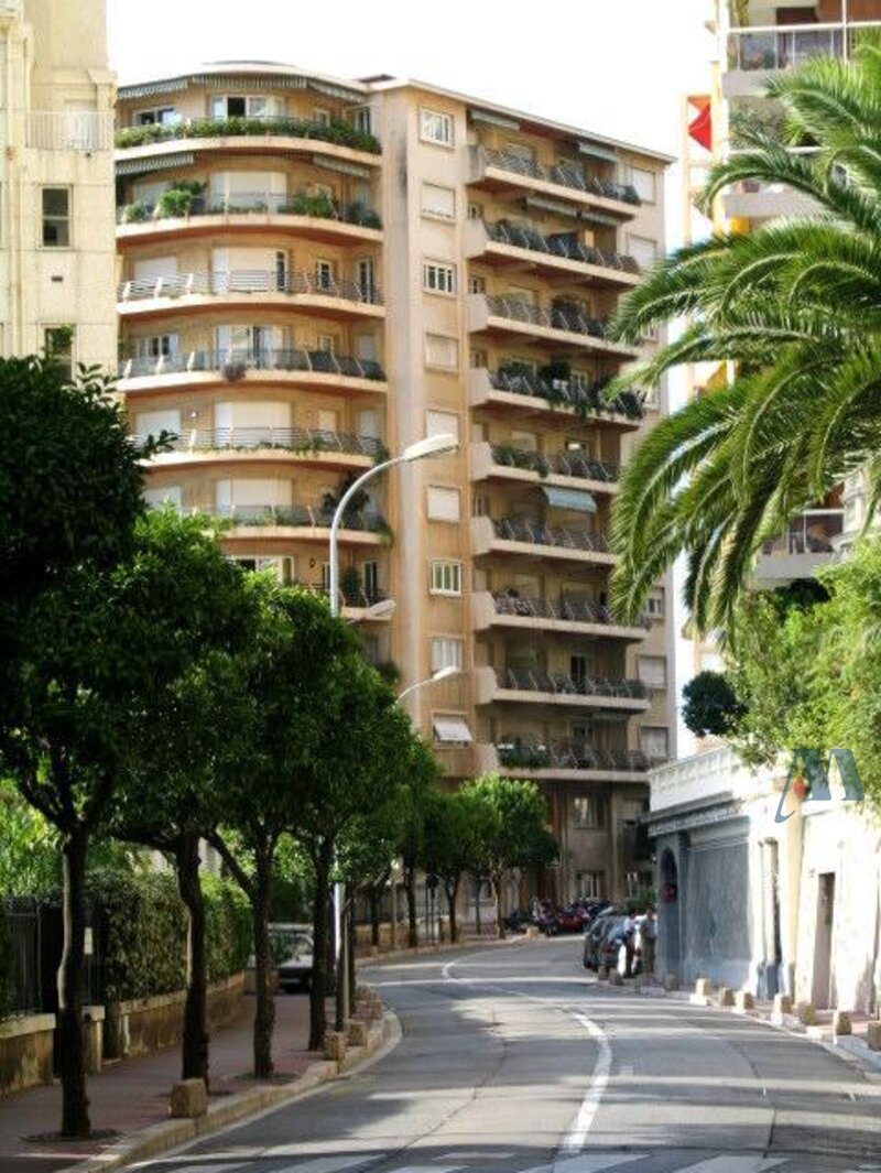 CHAMBRE DE BONNE - EDEN TOWER - 1 / 1