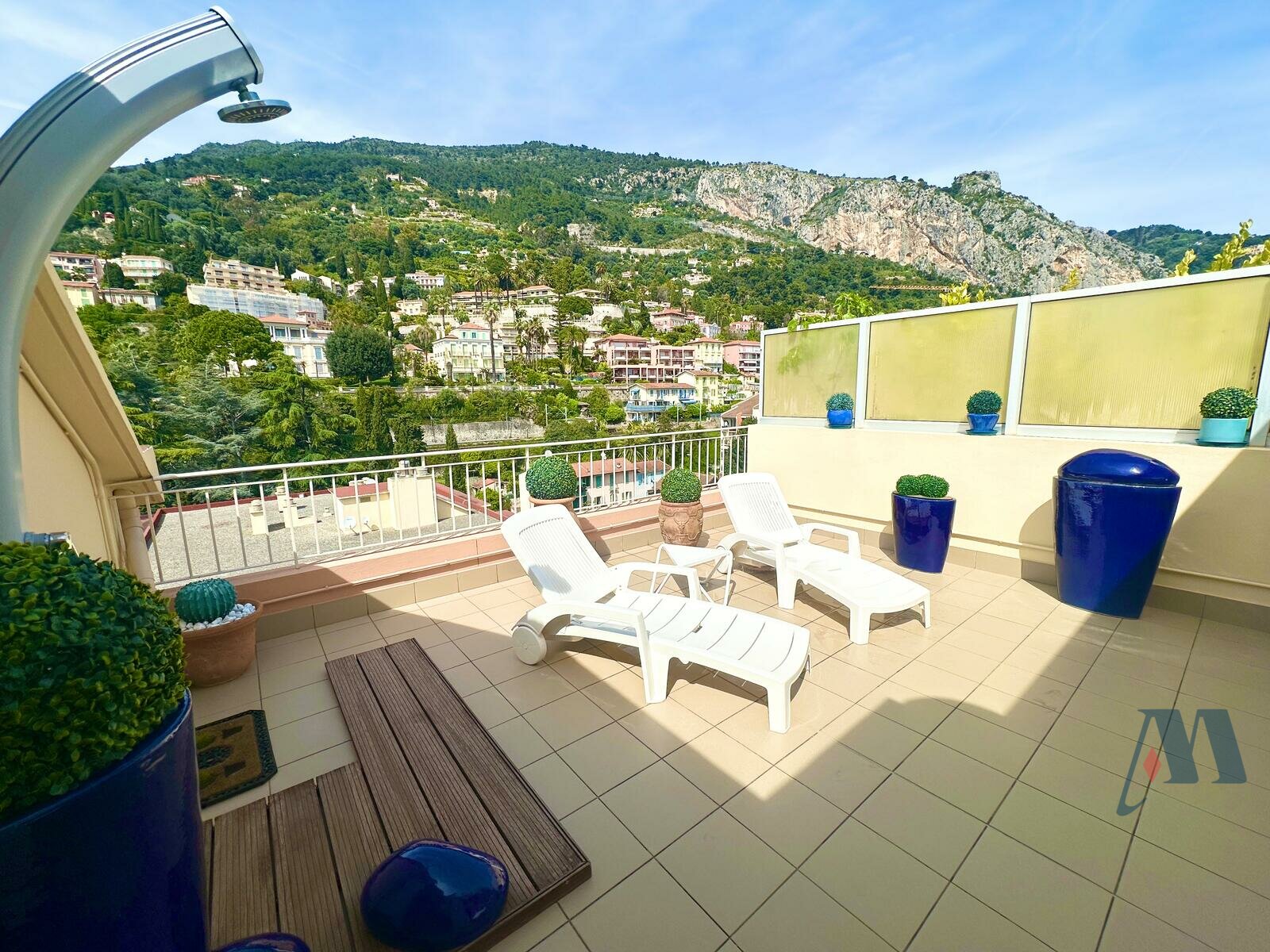 APPARTEMENT 3PIECES - ROOFTOP - MENTON - 3 / 12