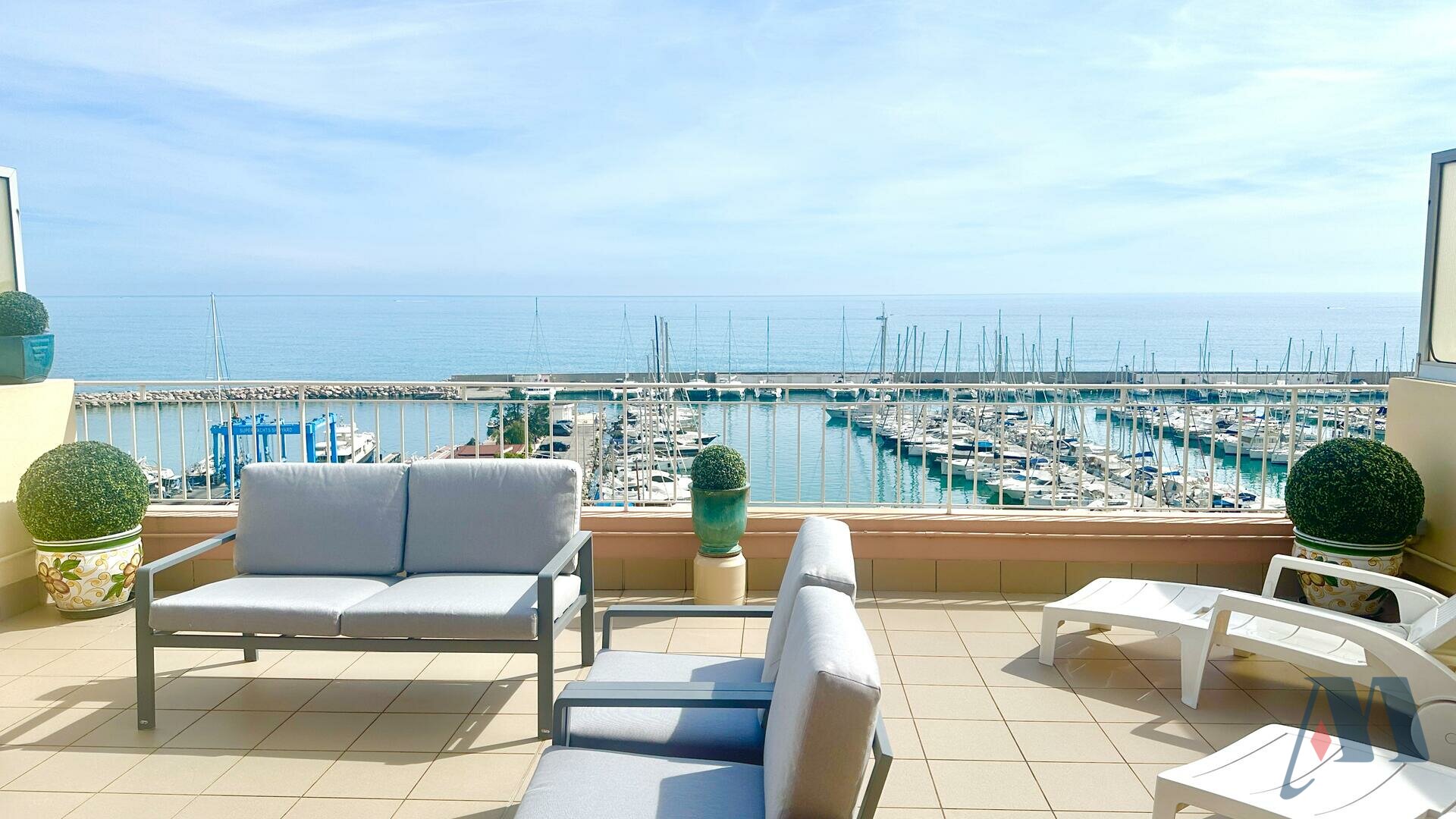 APPARTEMENT 3PIECES - ROOFTOP - MENTON - 5 / 12