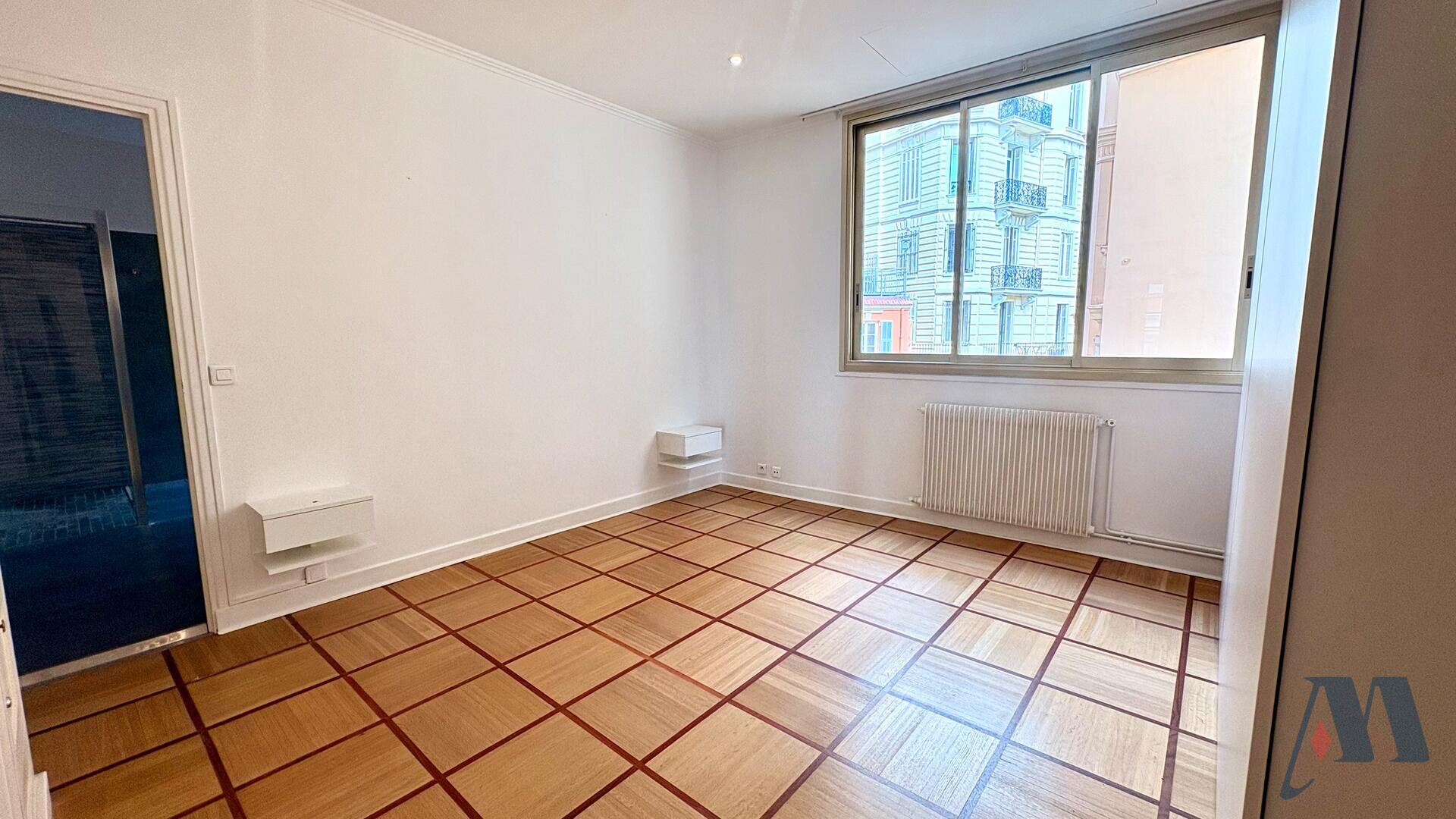 APPARTEMENT 4/5 PIECES - LA ROUSSE - ST ROMAN - 9 / 14