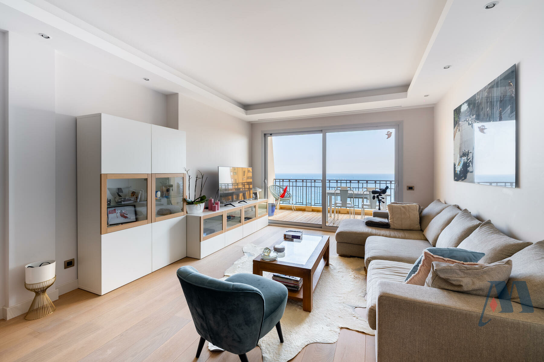 APPARTEMENT 5 PIECES - CARRE D'OR - 4 / 23