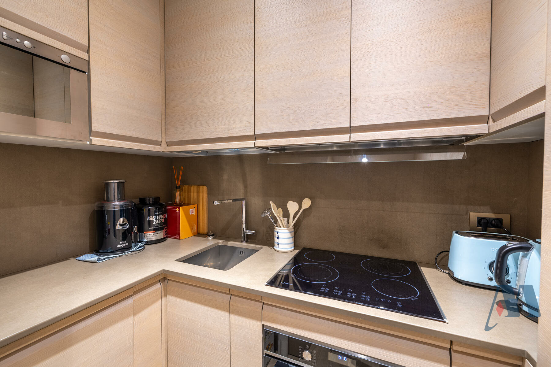 APPARTEMENT 5 PIECES - CARRE D'OR - 10 / 23