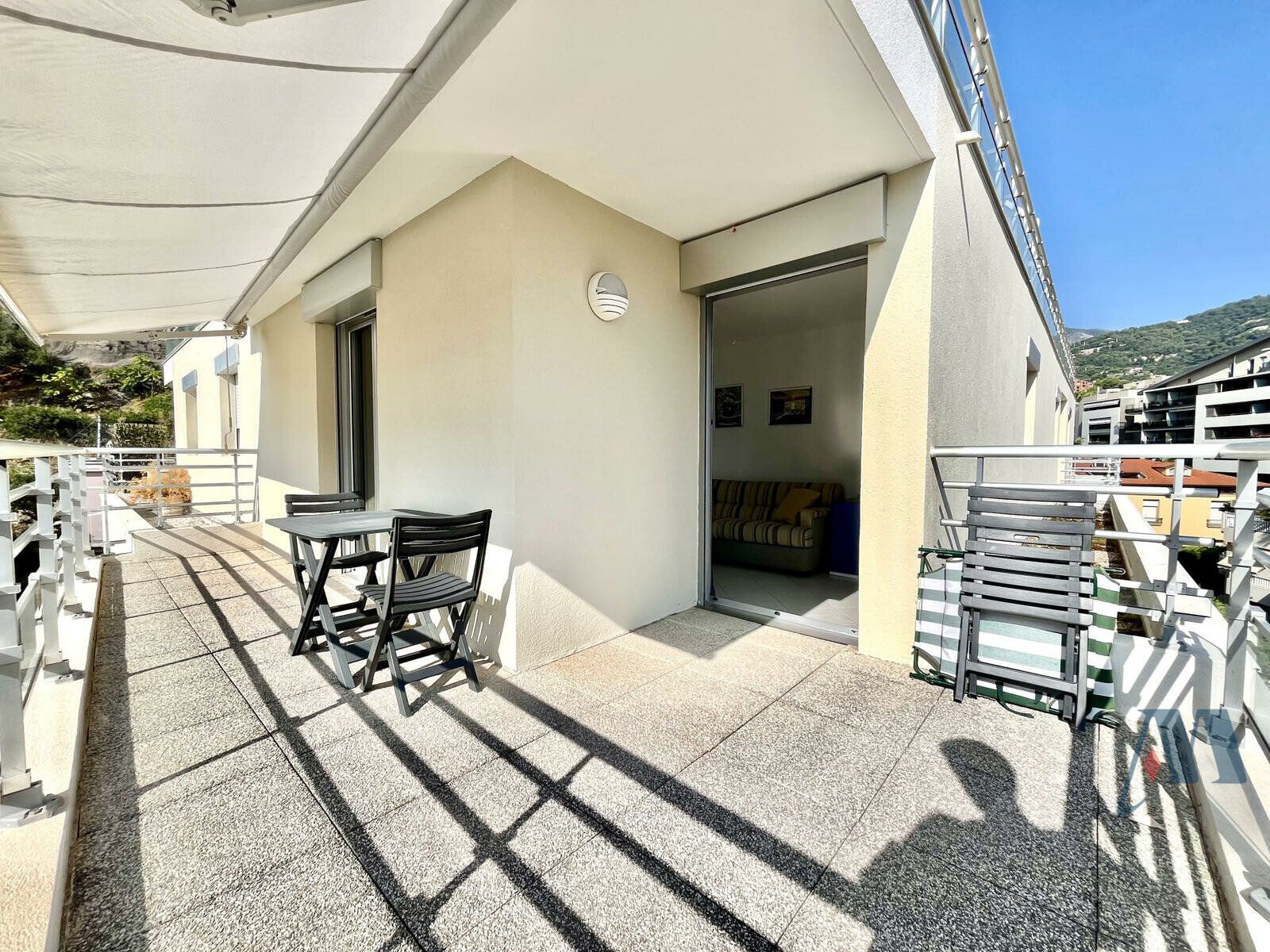 APPARTEMENT 2 PIECES - RCM - 1 / 8