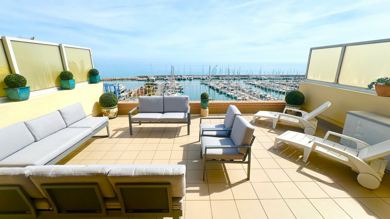 APPARTEMENT 3PIECES - ROOFTOP - MENTON - 4 / 12