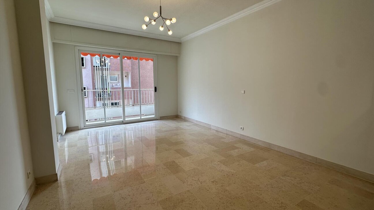 APPARTEMENT 3 PIECES - JARDIN EXOTIQUE - 2 / 7
