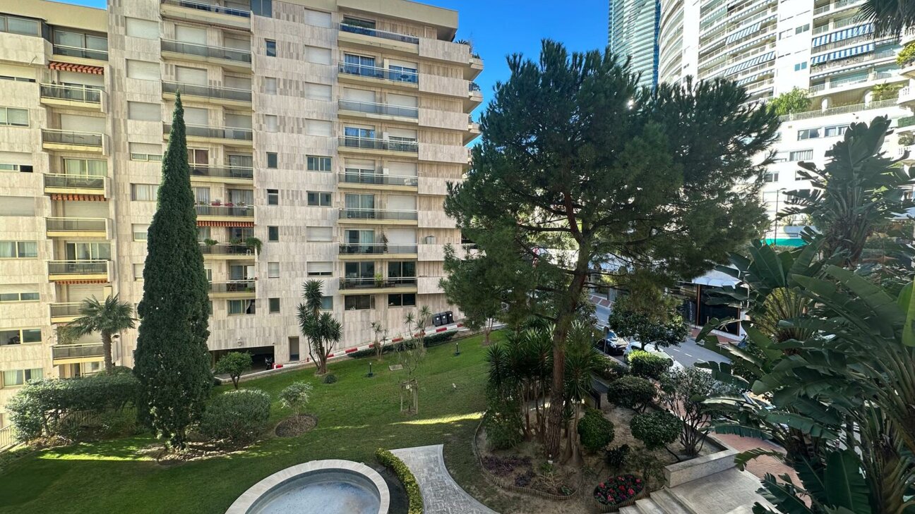 STUDIO - LA ROUSSE -ST ROMAN - 4 / 4