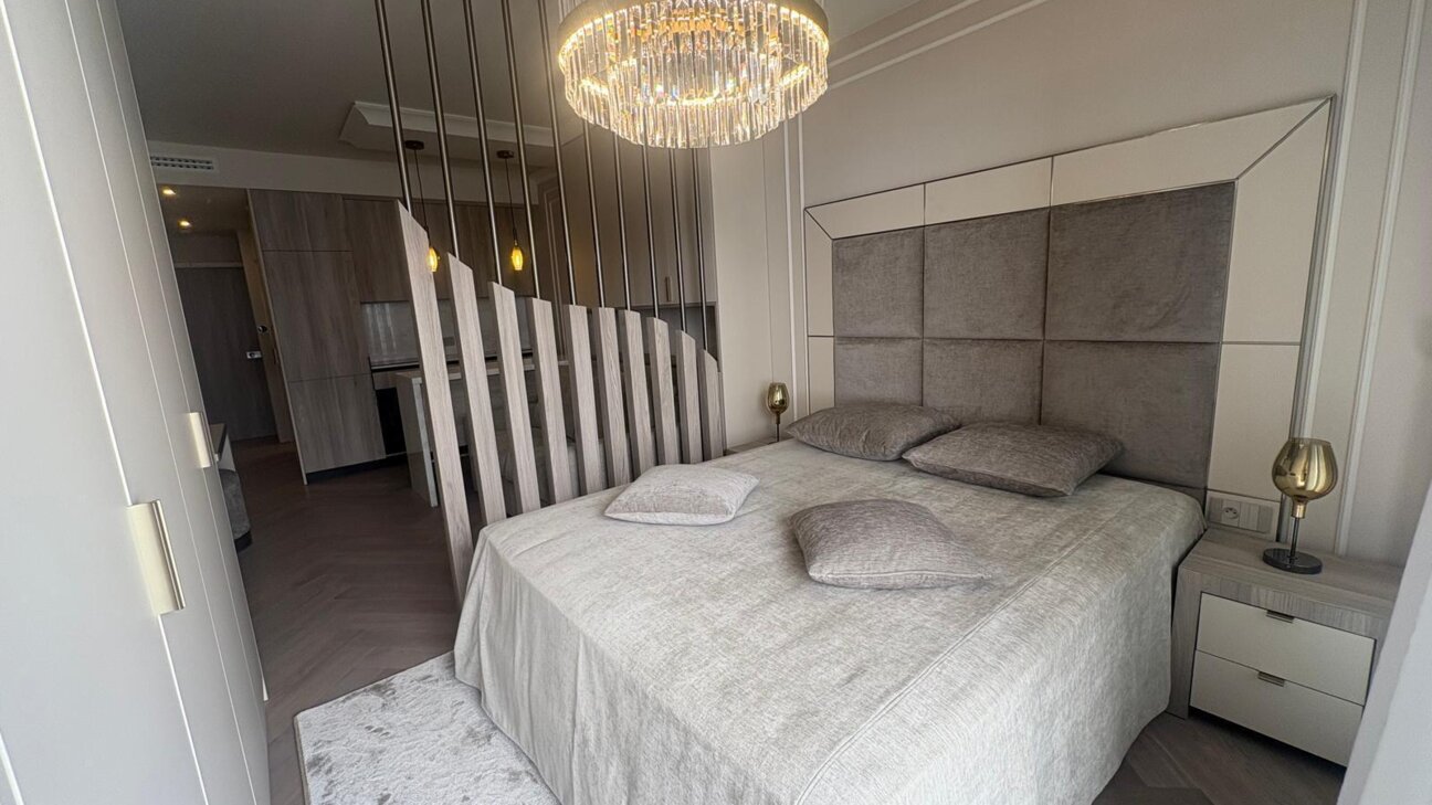 STUDIO MEUBLE - LA ROUSSE - ST ROMAN - 3 / 9