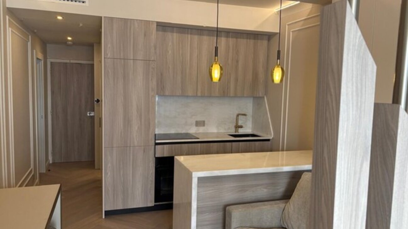 STUDIO MEUBLE - LA ROUSSE - ST ROMAN