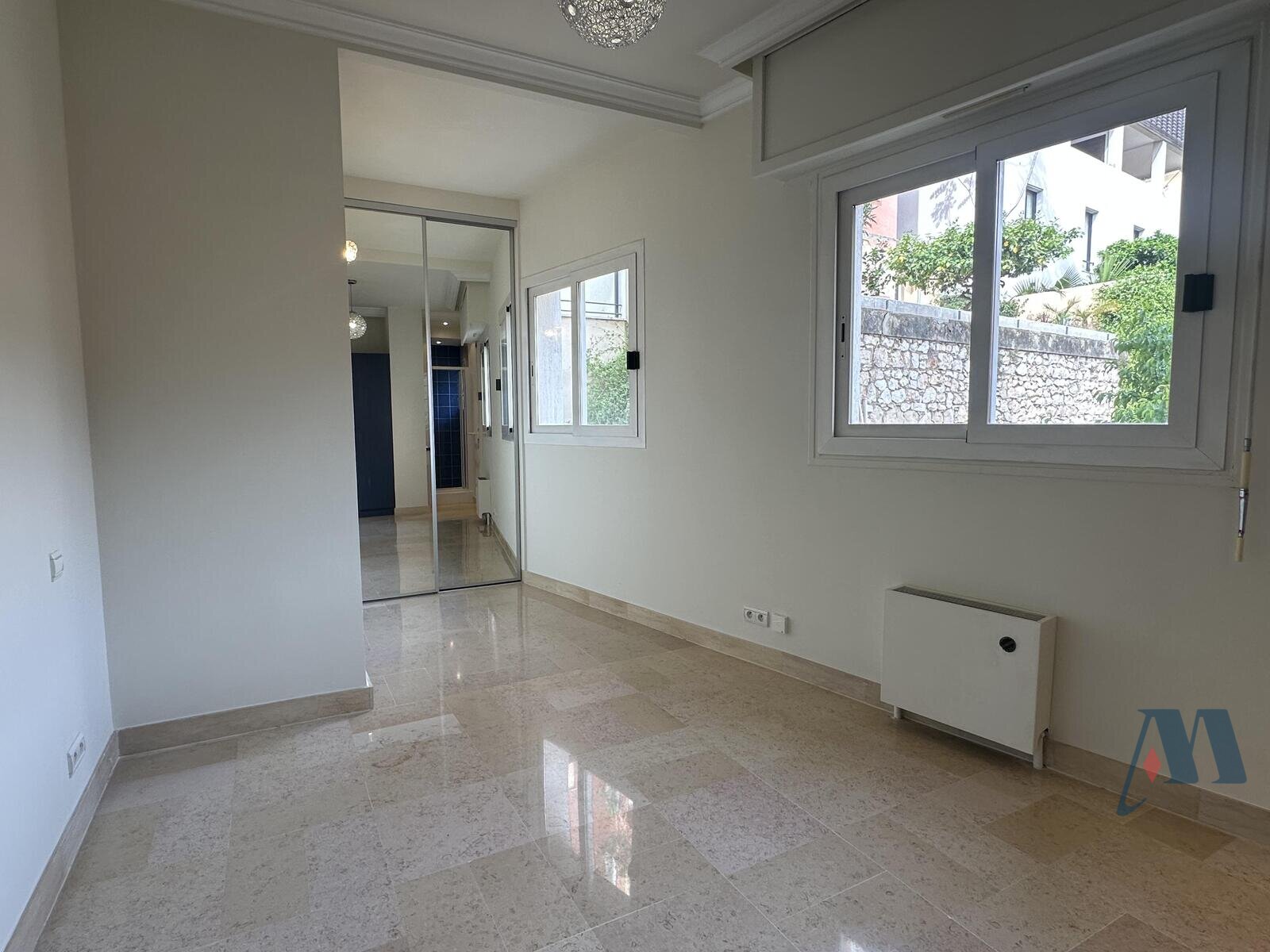 APPARTEMENT 3 PIECES - JARDIN EXOTIQUE - 3 / 7